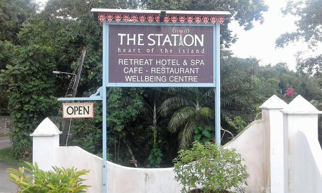 The Station Retreat Hotel Seychelles Victoria Bagian luar foto